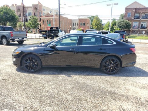 Used 2020 Chevrolet Malibu LT w/ Midnight Edition image 4