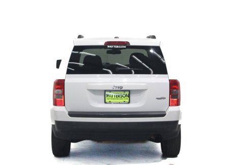 Used 2017 Jeep Patriot Latitude image 3