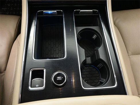 Used 2020 Lincoln Aviator Reserve w/ Equipment Group 202A image 3