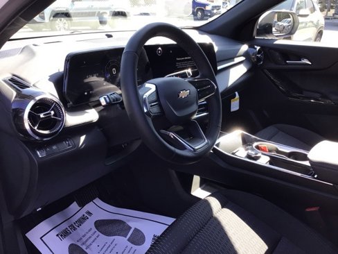 New 2026 Chevrolet Equinox LT w/ LPO, Floor Liner Package image 17