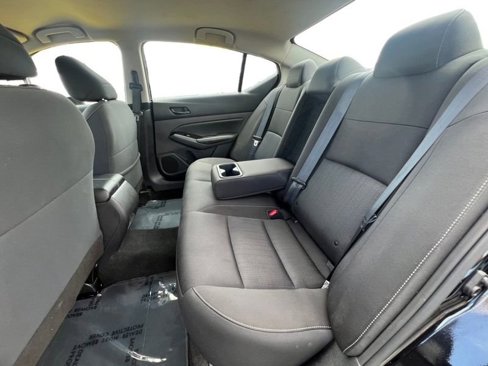 Used 2023 Nissan Altima 2.5 SV image 24
