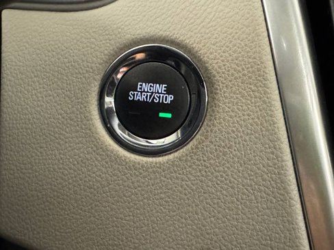 Used 2015 Cadillac SRX Luxury w/ Driver Awareness Package image 26