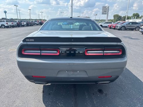 Used 2019 Dodge Challenger SXT w/ Blacktop Package image 4