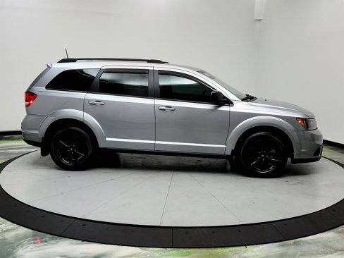 Used 2019 Dodge Journey SE w/ Connectivity Group image 4