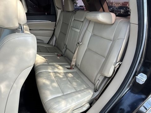 Used 2020 Jeep Grand Cherokee Limited w/ Luxury Group II image 24
