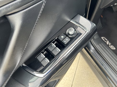 Used 2019 MAZDA CX-9 Touring w/ Touring Premium Package image 15