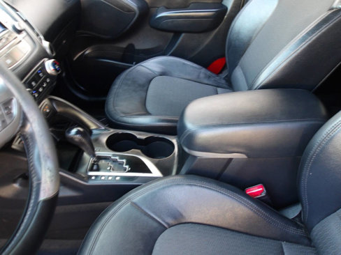 Used 2013 Hyundai Tucson GLS image 16
