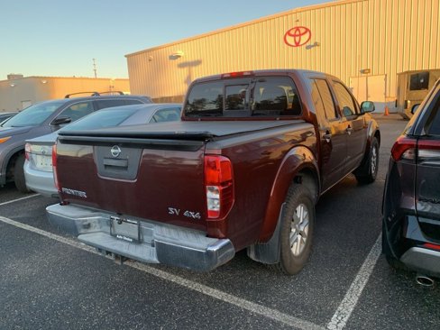 Used 2017 Nissan Frontier SV image 5