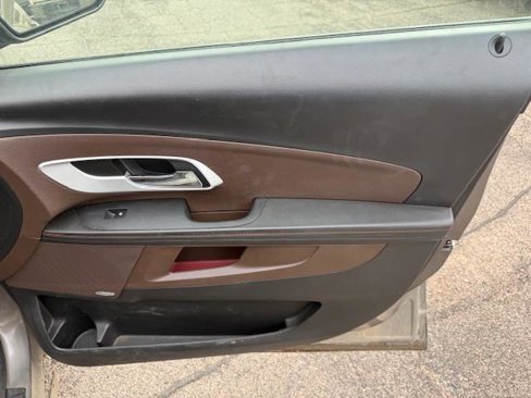 Used 2011 Chevrolet Equinox LT image 20