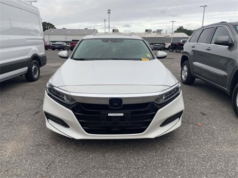 Used 2018 Honda Accord EX-L image 2