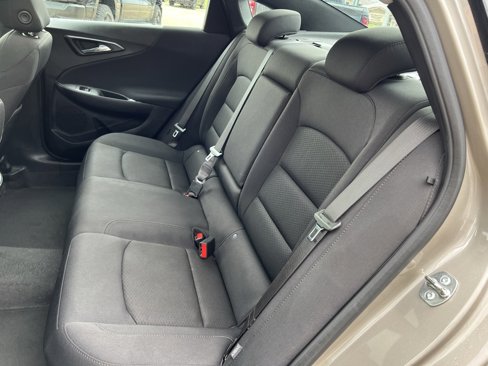 Used 2024 Chevrolet Malibu LT image 16