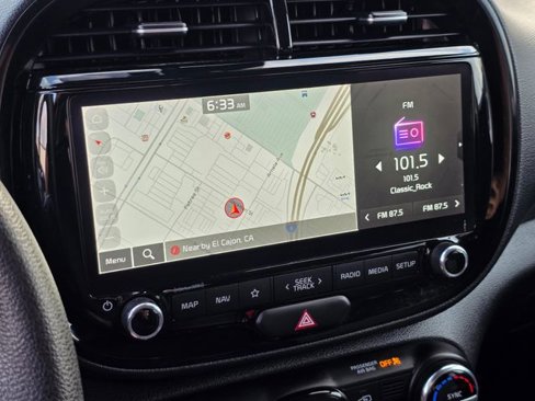 Used 2023 Kia Soul S image 24
