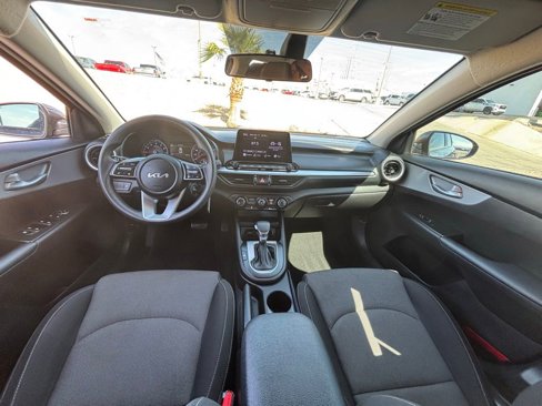 Used 2023 Kia Forte LXS image 17