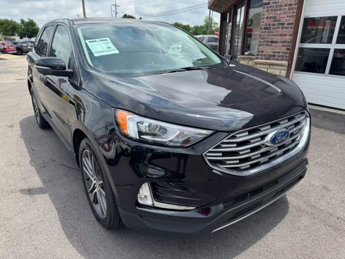 Used 2020 Ford Edge Titanium image 17