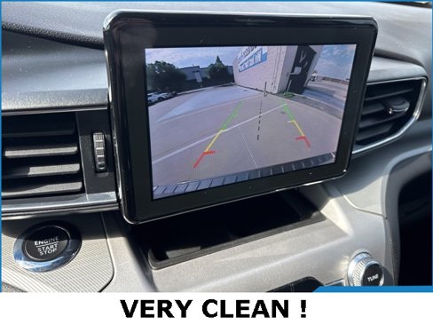 Used 2022 Ford Explorer XLT w/ Equipment Group 202A image 12
