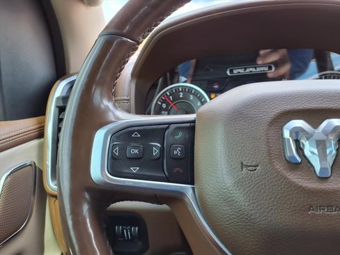 Used 2019 RAM 1500 Laramie image 36