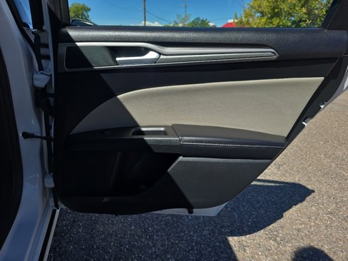 Used 2018 Ford Fusion S image 26