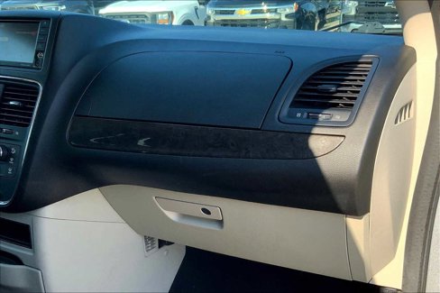 Used 2019 Dodge Grand Caravan SE image 17
