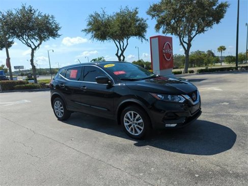 Certified 2021 Nissan Rogue Sport S image 2