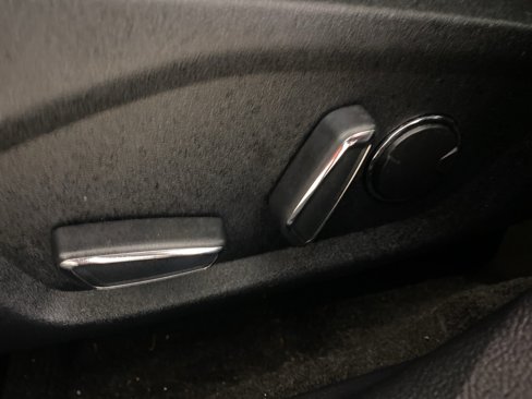 Used 2019 Ford Fusion SEL image 18