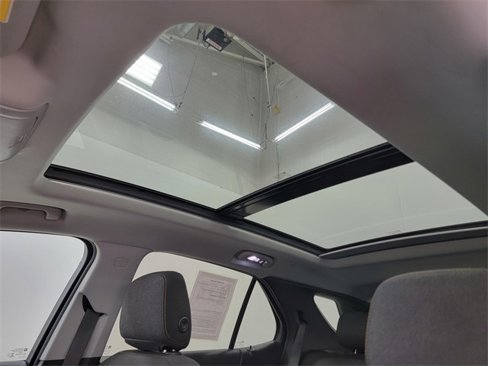 Used 2020 Chevrolet Equinox LT image 35