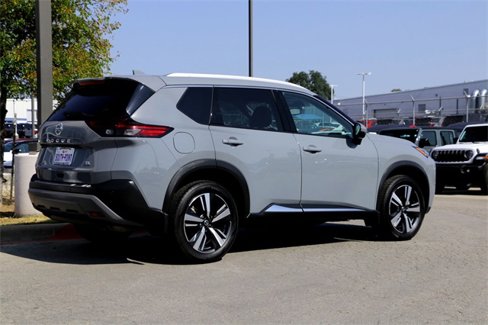 Used 2021 Nissan Rogue SL w/ Premium Package image 5
