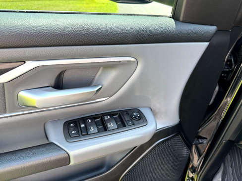 Used 2022 RAM 1500 Big Horn w/ Trailer Tow Group (B) image 9