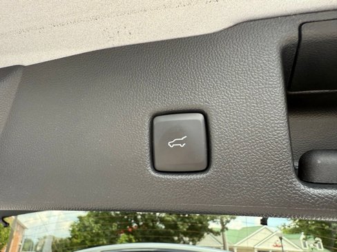 Used 2022 Ford Escape SE w/ Convenience Package image 29