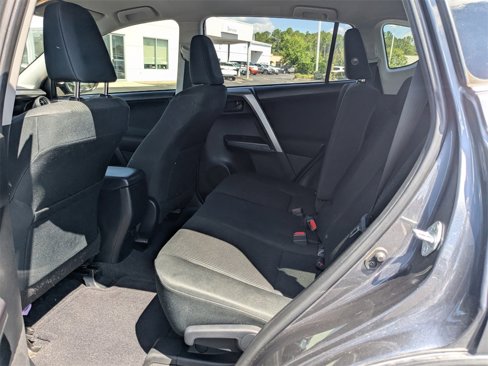 Used 2017 Toyota RAV4 LE image 13