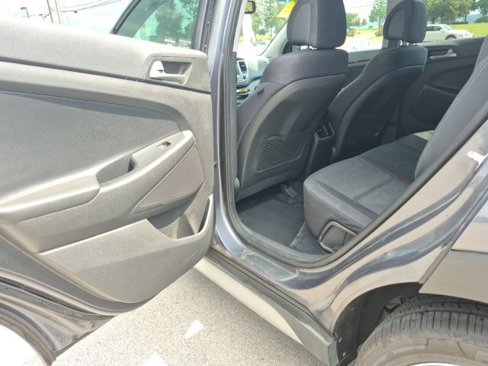 Used 2018 Hyundai Tucson Value w/ Cargo Package image 14