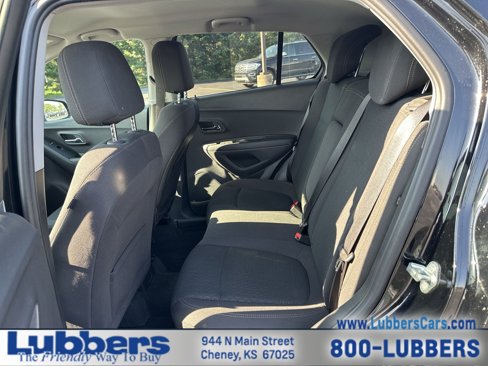 Used 2017 Chevrolet Trax LS w/ Fleet Convenience Package image 19