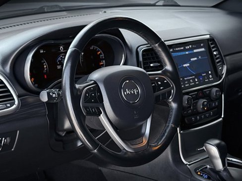 Used 2020 Jeep Grand Cherokee Altitude image 21