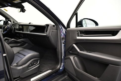 Certified 2024 Porsche Cayenne S image 51