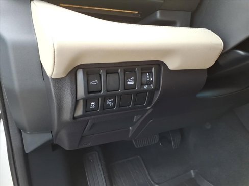 Used 2019 Subaru Ascent Touring w/ Popular Package #3 image 18