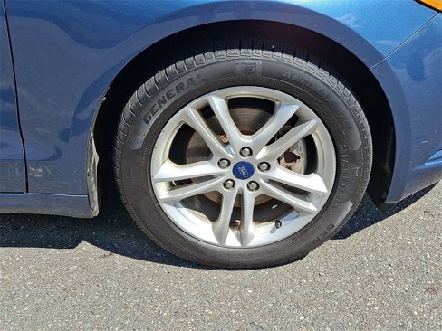 Used 2018 Ford Fusion SE w/ Fusion SE Technology Package image 26