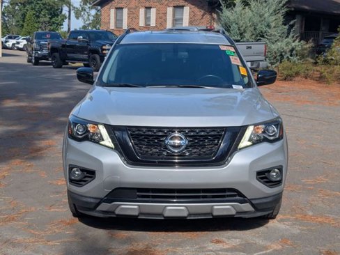 Used 2019 Nissan Pathfinder SV w/ Rock Creek Edition image 8