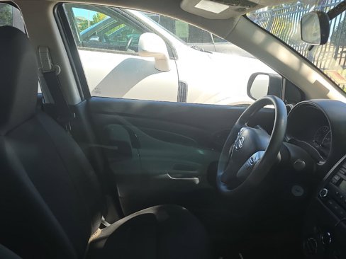 Used 2015 Nissan Versa S Plus image 22