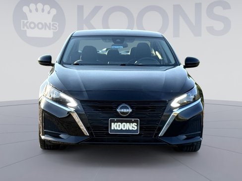 Used 2023 Nissan Altima 2.5 SV image 11