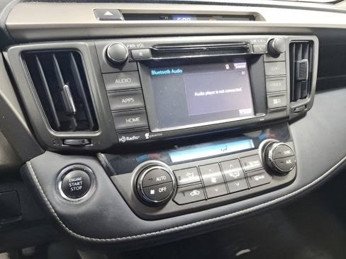 Used 2014 Toyota RAV4 Limited image 30