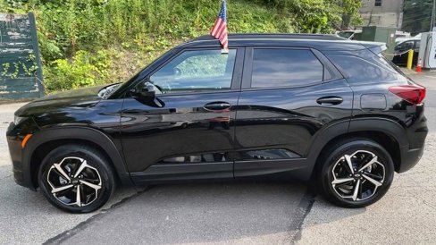 Certified 2022 Chevrolet TrailBlazer RS w/ Sun and Liftgate Package image 5