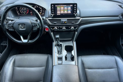 Used 2018 Honda Accord Sport image 16
