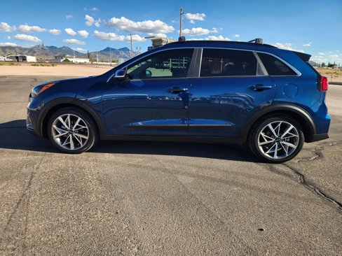 Used 2022 Kia Niro Touring Special Edition image 7