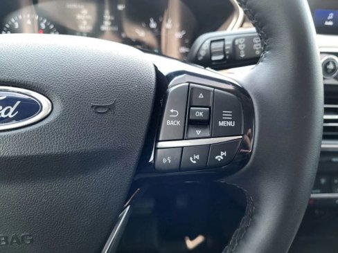 Used 2021 Ford Escape SE w/ Cold Weather Package image 8