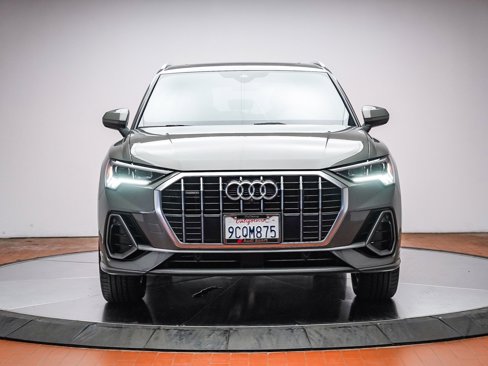 Used 2022 Audi Q3 2.0T Premium Plus image 2