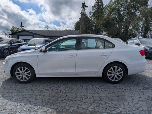 Used 2013 Volkswagen Jetta SE image 2