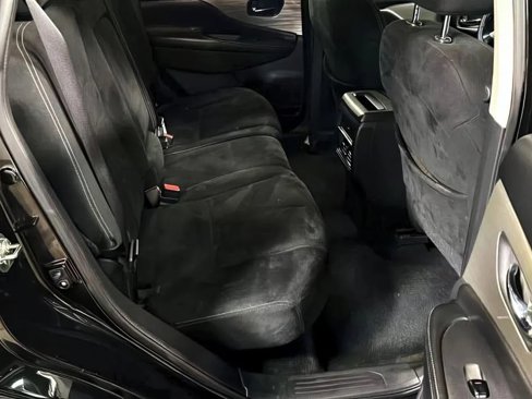 Used 2018 Nissan Murano SV image 12