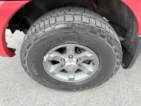 Used 2002 Nissan Frontier XE image 18