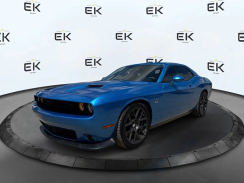Used 2016 Dodge Challenger R/T Scat Pack w/ Leather Interior Group image 8