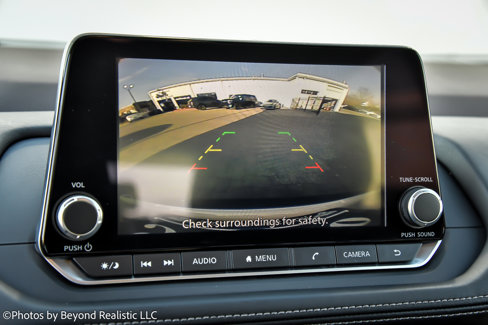 Used 2023 Nissan Rogue SV image 41