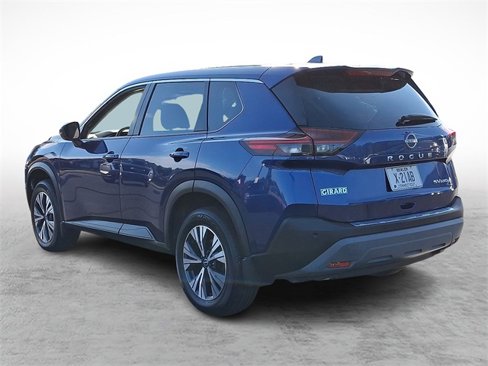 Used 2022 Nissan Rogue SV image 4